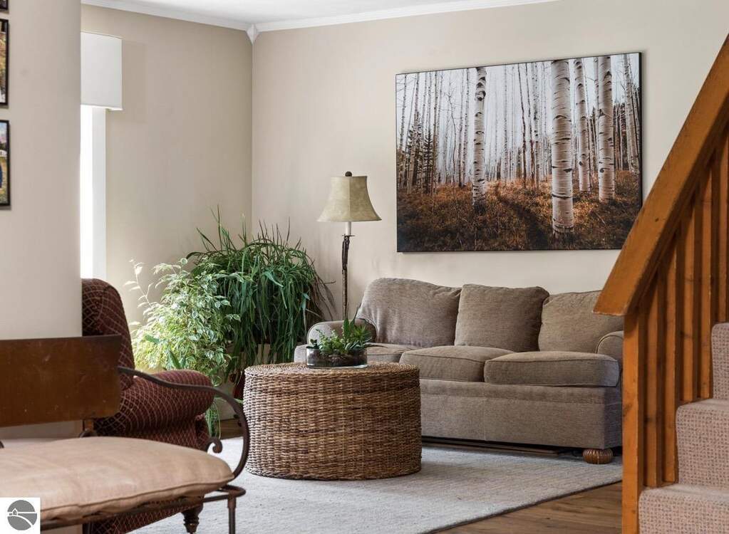 4 Bedroom Single Family Home/House's Image 20