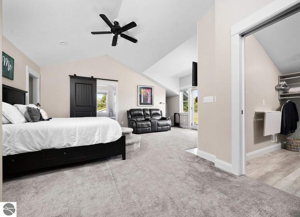4 Bedroom Single Family Home/House's Image 23