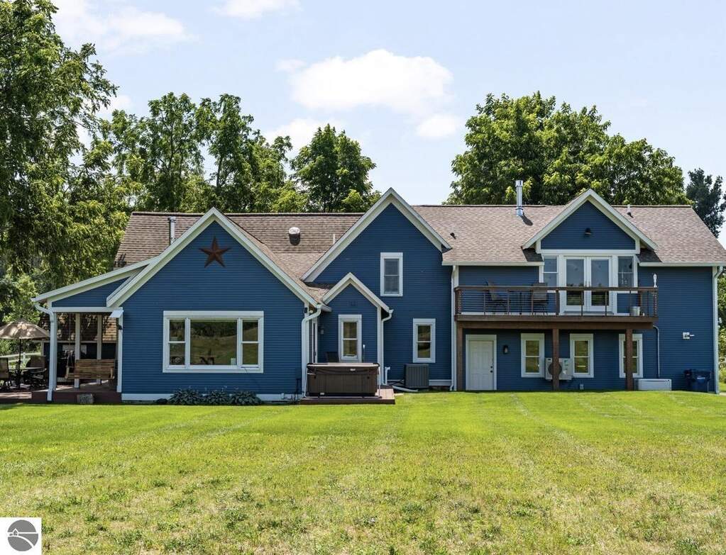 4 Bedroom Single Family Home/House's Image 46