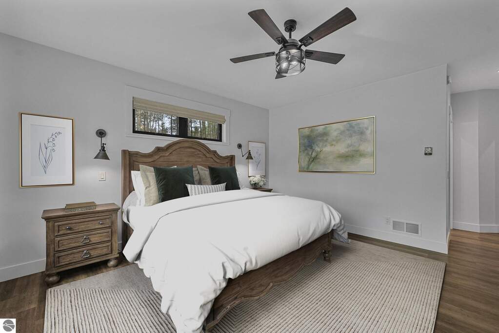5 Bedroom Single Family Home/House's Image 21