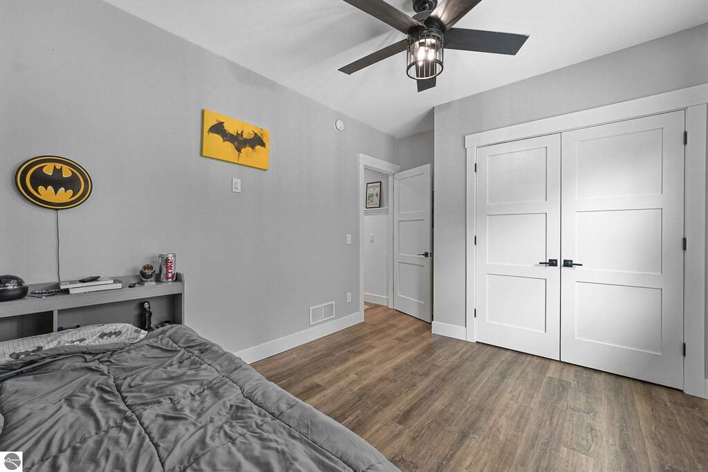 5 Bedroom Single Family Home/House's Image 42