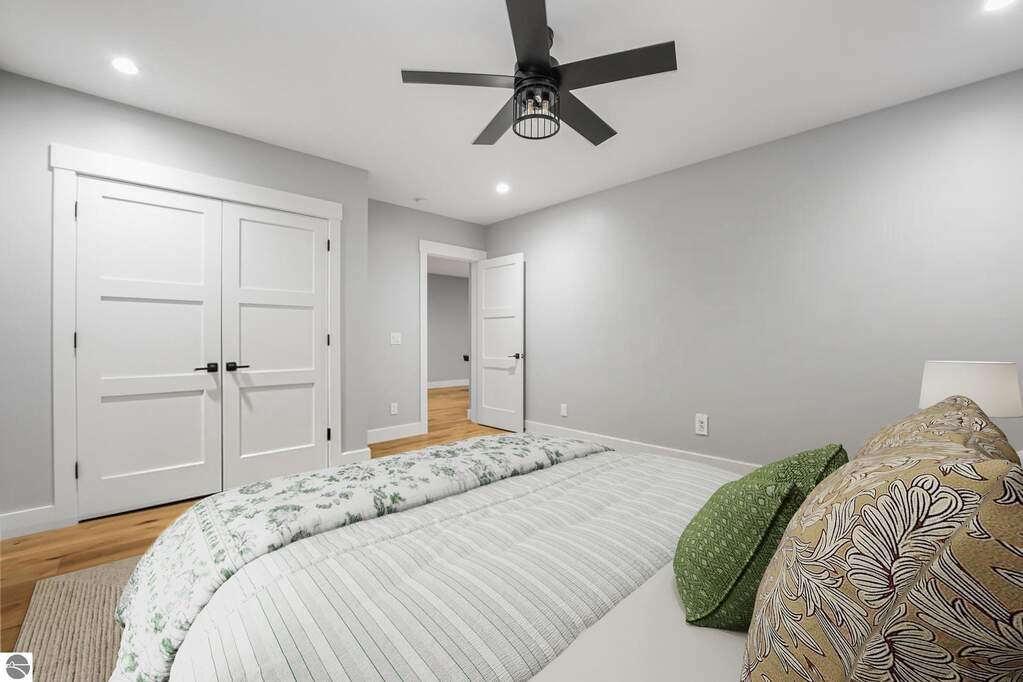 5 Bedroom Single Family Home/House's Image 61