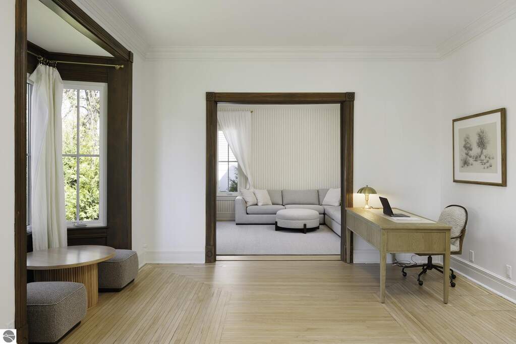 5 Bedroom Single Family Home/House's Image 30