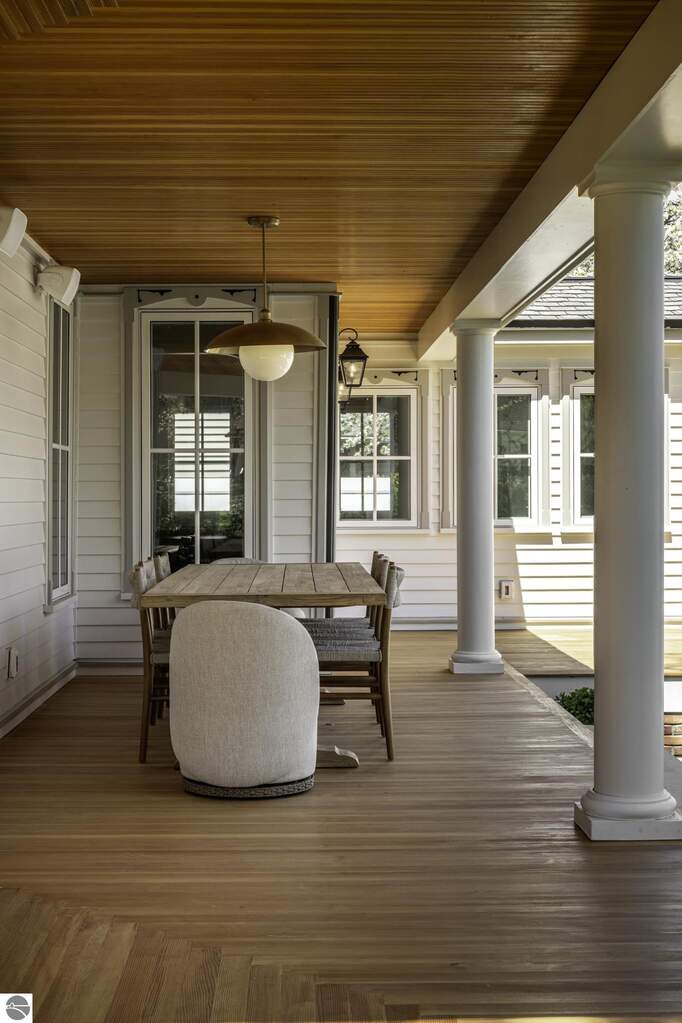 5 Bedroom Single Family Home/House's Image 58