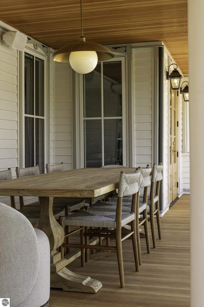 5 Bedroom Single Family Home/House's Image 60