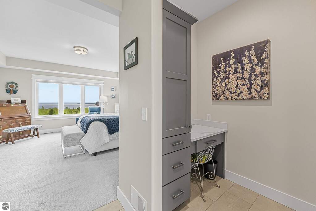 3 Bedroom Single Family Home/House's Image 43