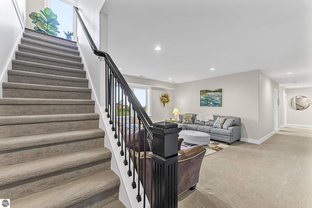 3 Bedroom Single Family Home/House's Image 44