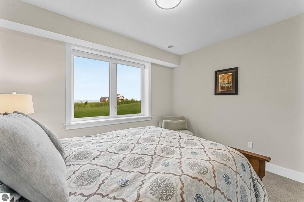 3 Bedroom Single Family Home/House's Image 49