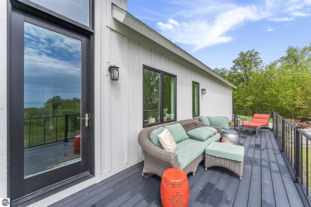 3 Bedroom Single Family Home/House's Image 62