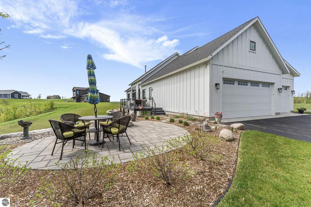 3 Bedroom Single Family Home/House's Image 65