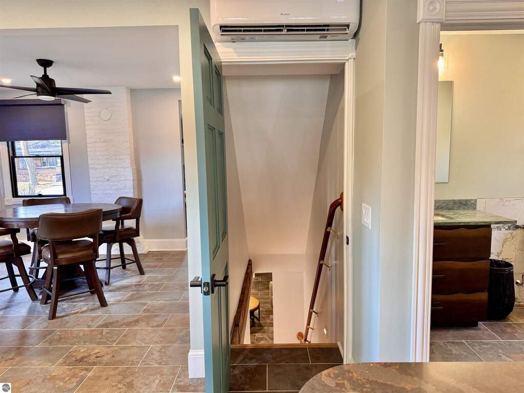 3 Bedroom Single Family Home/House's Image 32