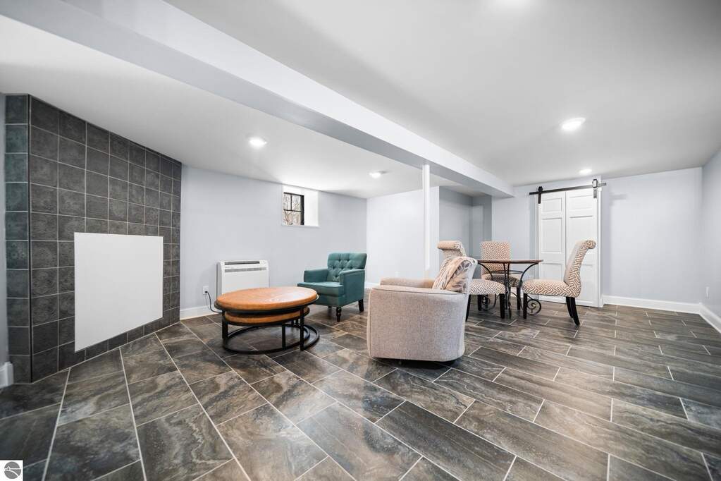 3 Bedroom Single Family Home/House's Image 33