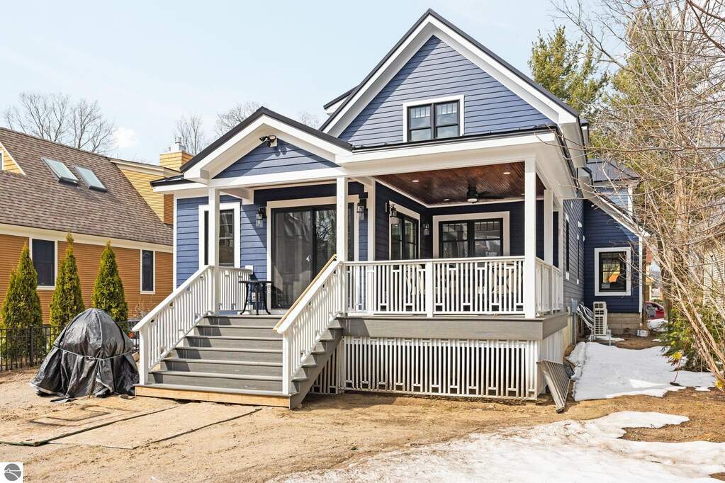 3 Bedroom Single Family Home/House's Image 42