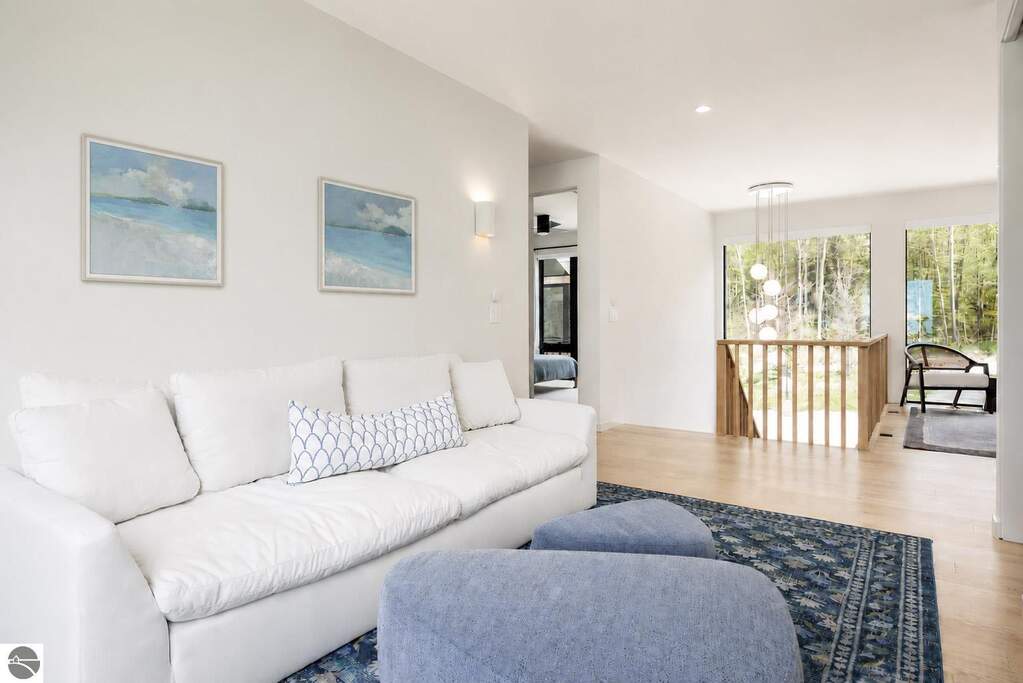 5 Bedroom Single Family Home/House's Image 51