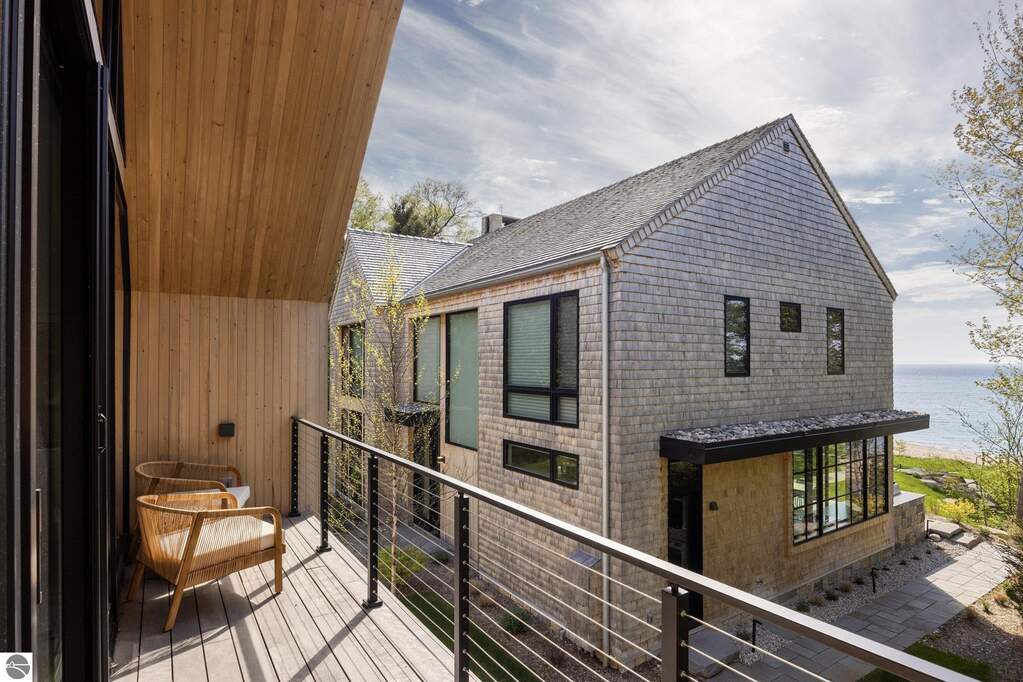 5 Bedroom Single Family Home/House's Image 63