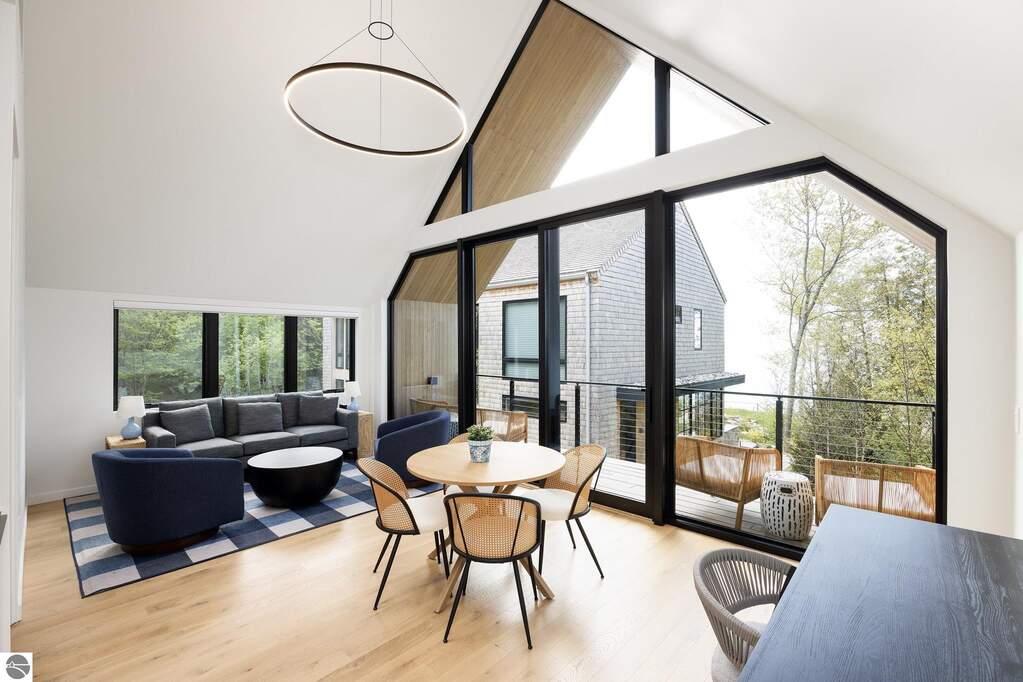 5 Bedroom Single Family Home/House's Image 65