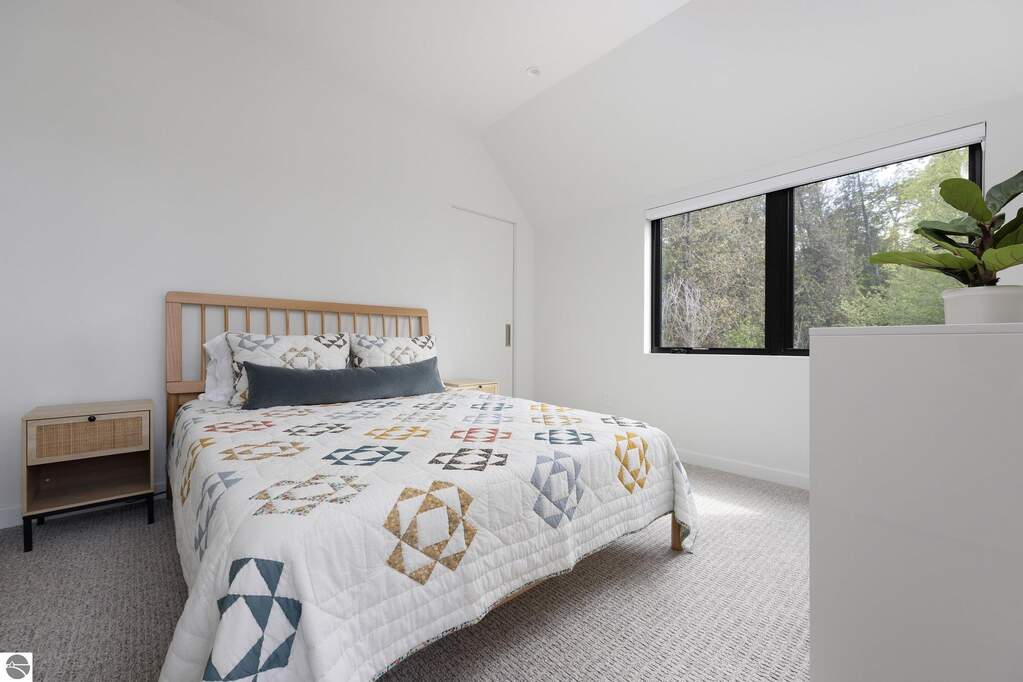 5 Bedroom Single Family Home/House's Image 70