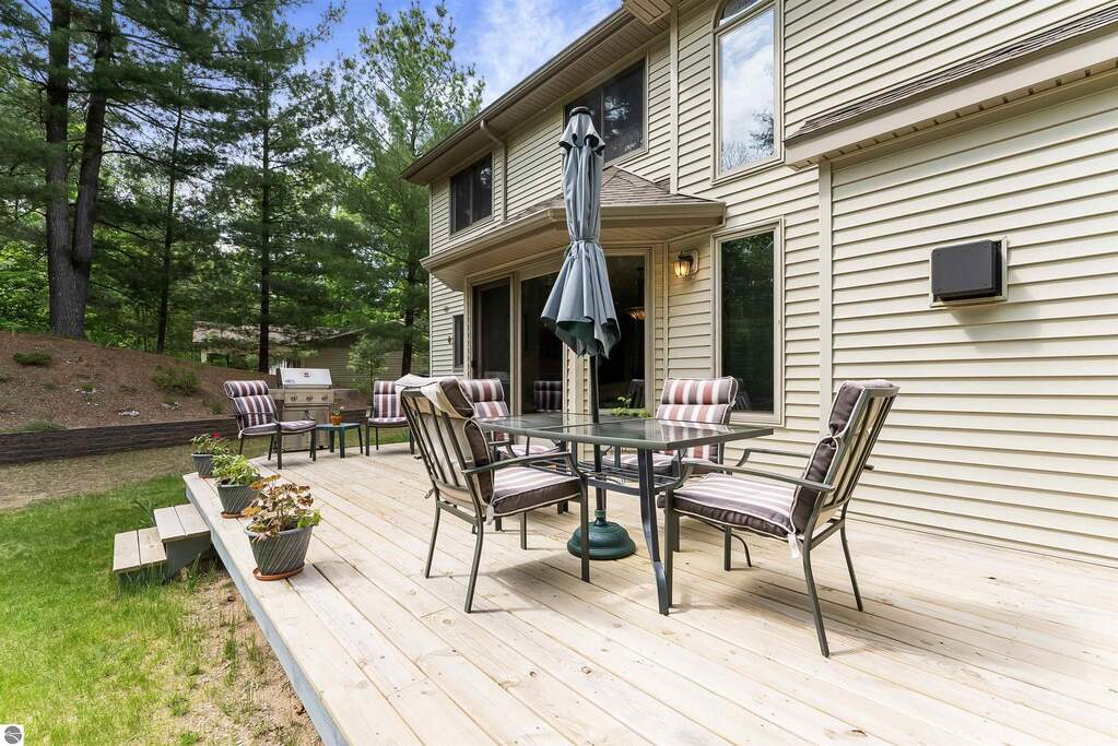 5 Bedroom Single Family Home/House's Image 55