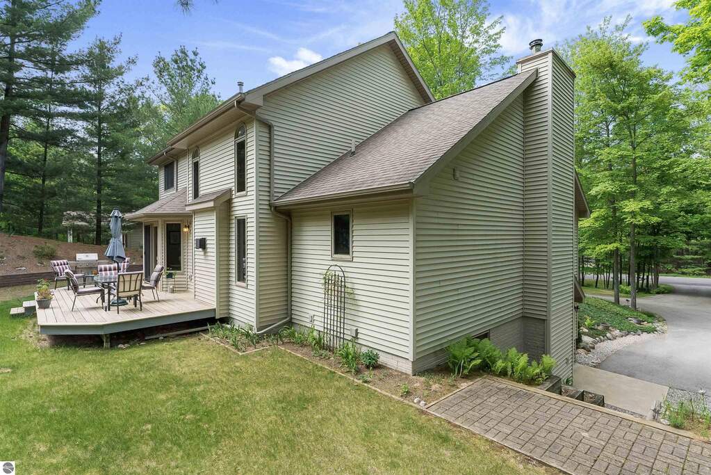 5 Bedroom Single Family Home/House's Image 56