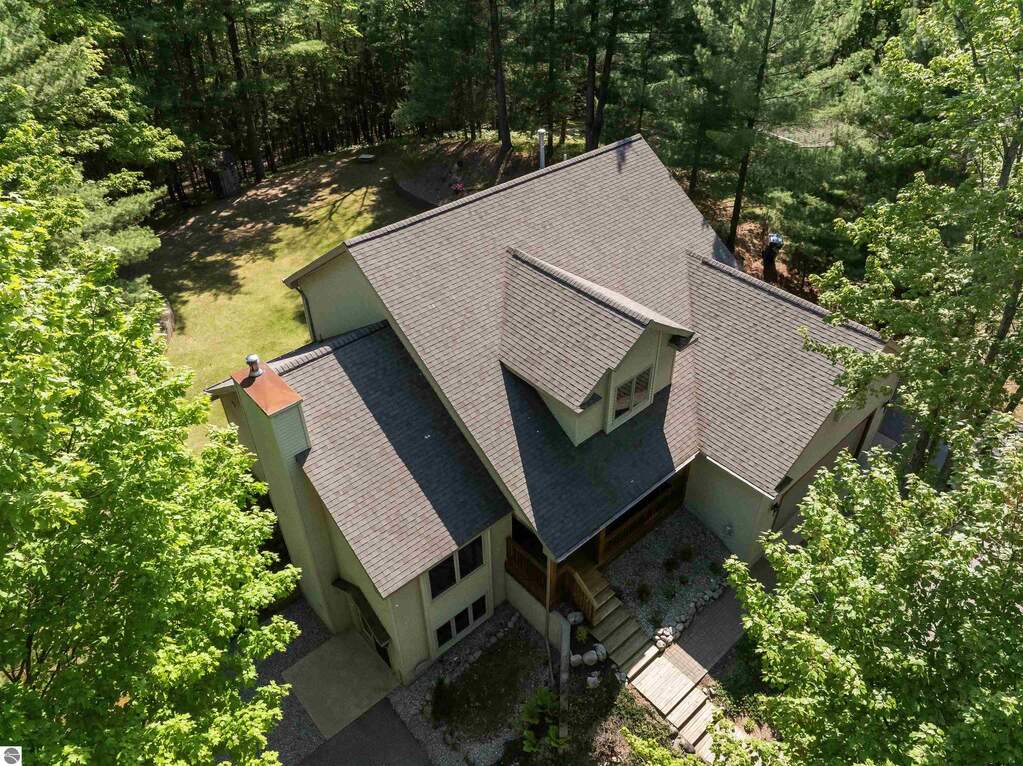 5 Bedroom Single Family Home/House's Image 61