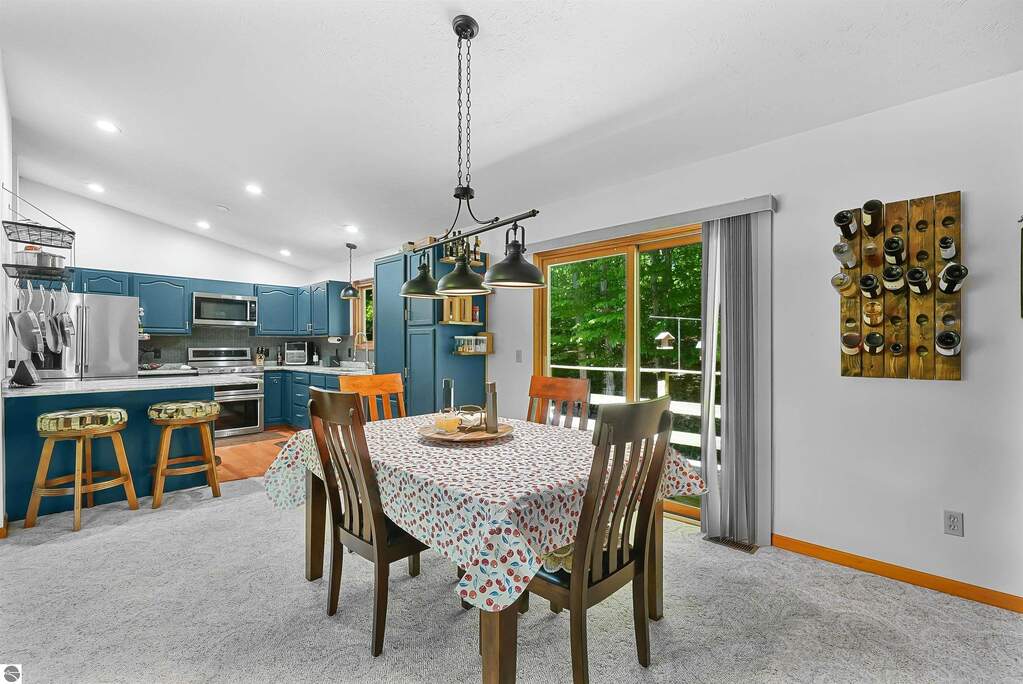 4 Bedroom Single Family Home/House's Image 15