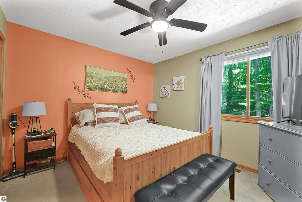 4 Bedroom Single Family Home/House's Image 21