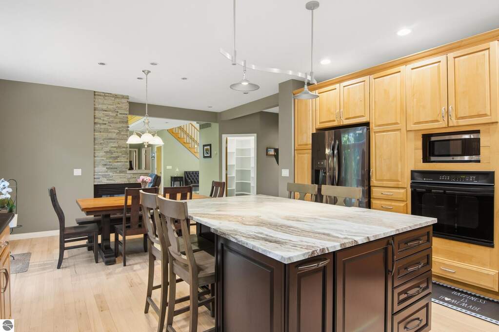 4 Bedroom Single Family Home/House's Image 11