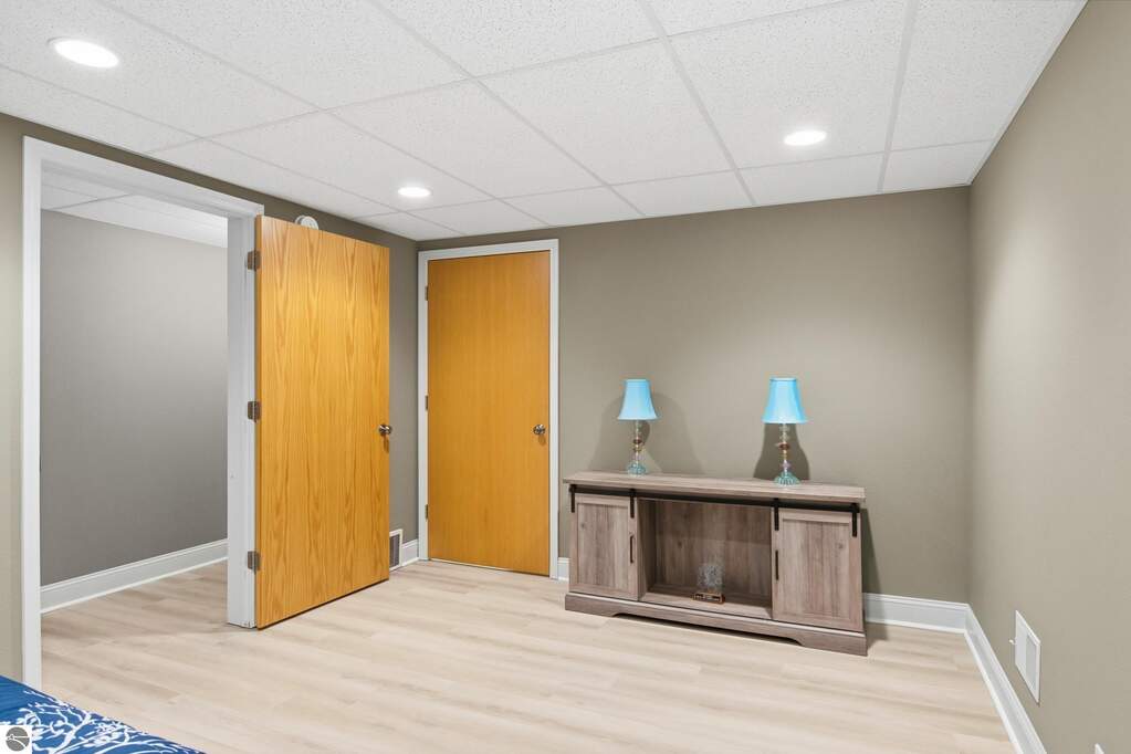 4 Bedroom Single Family Home/House's Image 46