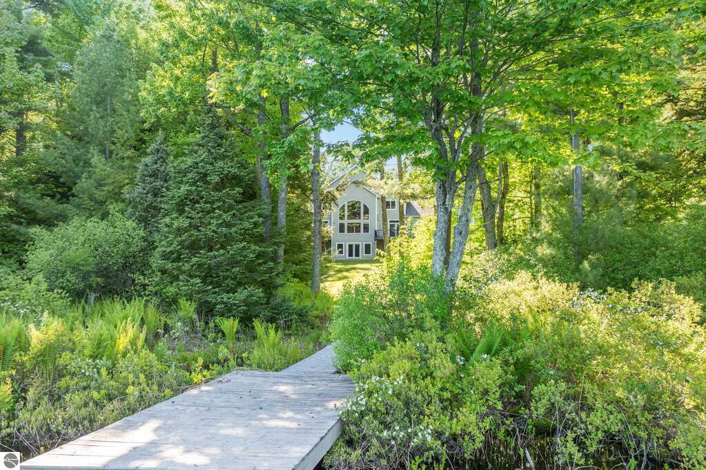 4 Bedroom Single Family Home/House's Image 52