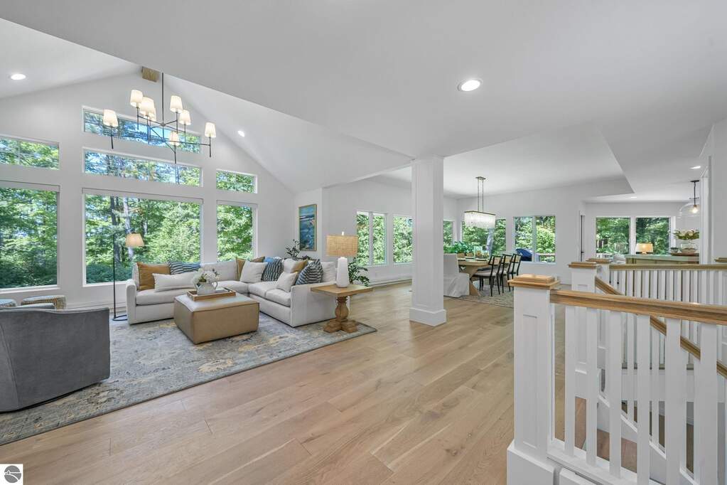 4 Bedroom Single Family Home/House's Image 7