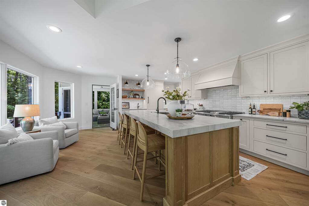 4 Bedroom Single Family Home/House's Image 29