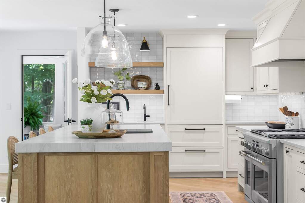 4 Bedroom Single Family Home/House's Image 40