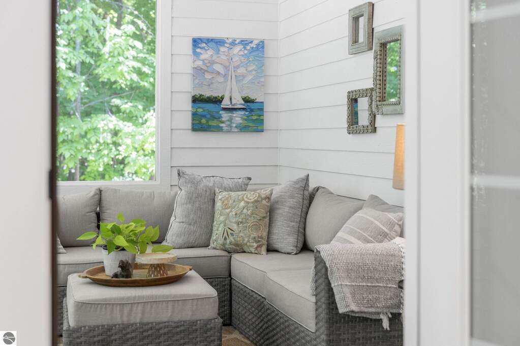 4 Bedroom Single Family Home/House's Image 47