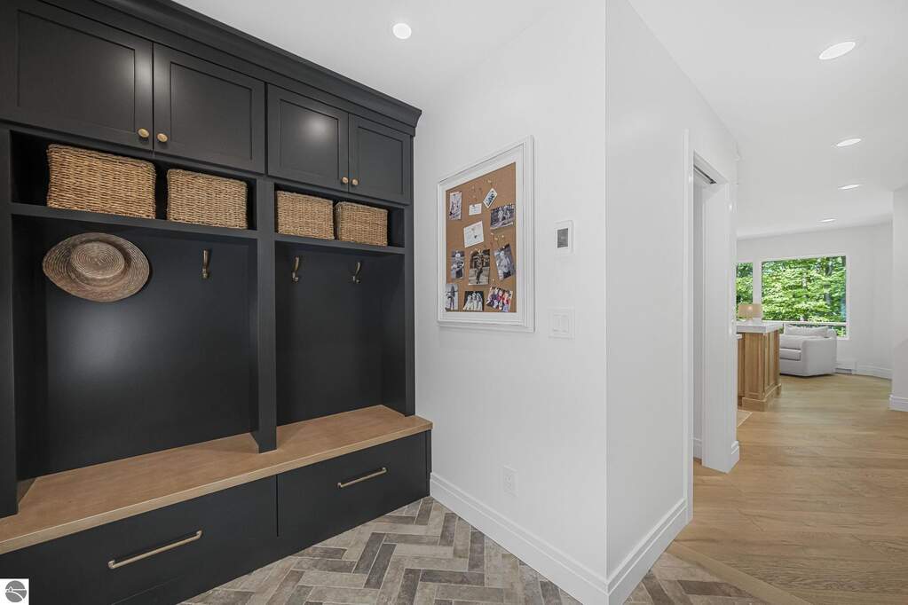 4 Bedroom Single Family Home/House's Image 54