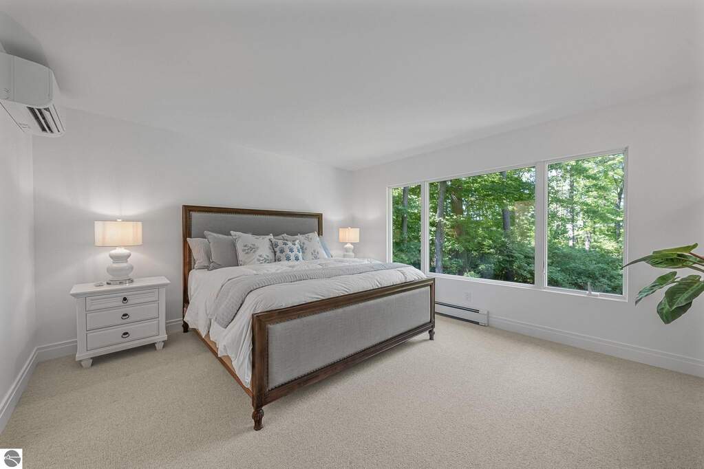 4 Bedroom Single Family Home/House's Image 59