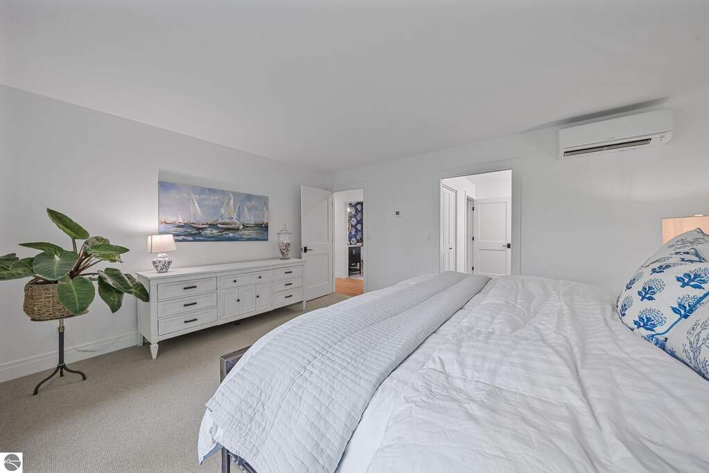 4 Bedroom Single Family Home/House's Image 63