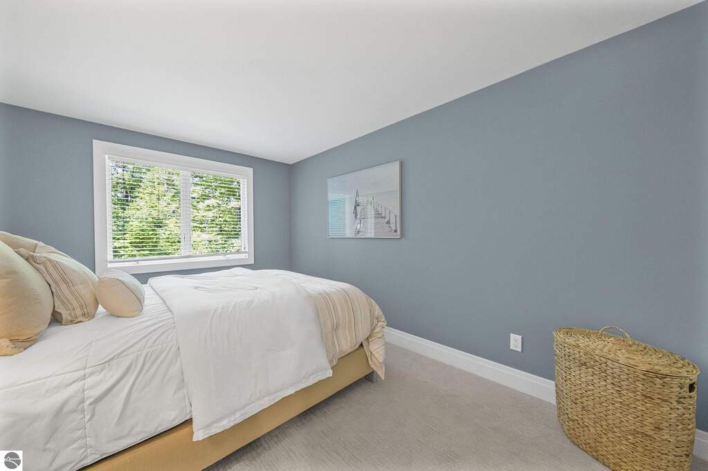 4 Bedroom Single Family Home/House's Image 74