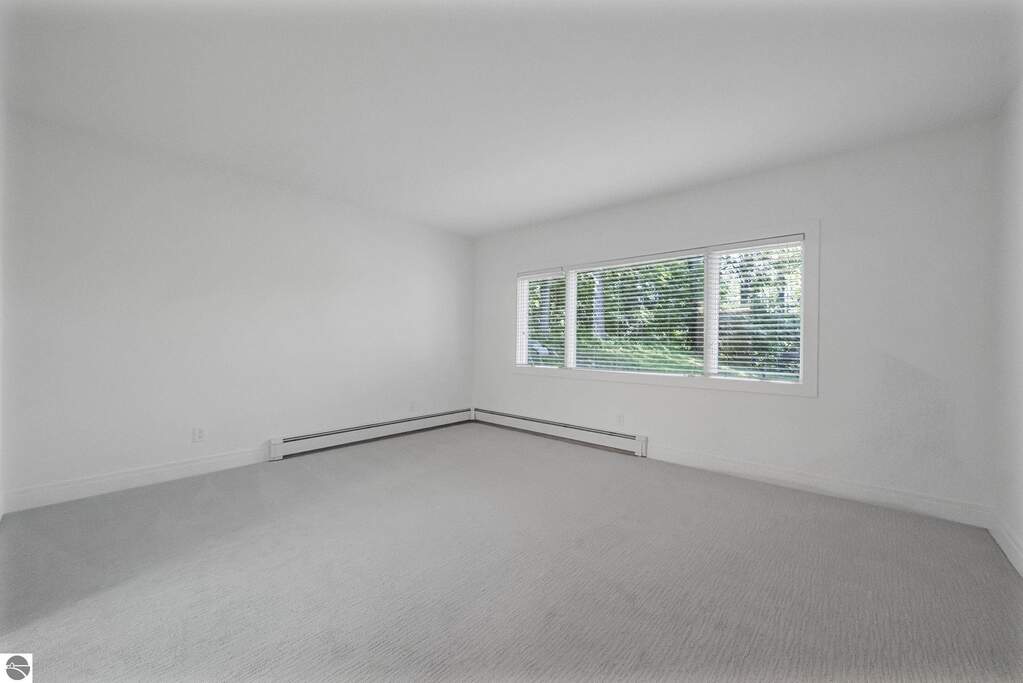 4 Bedroom Single Family Home/House's Image 77