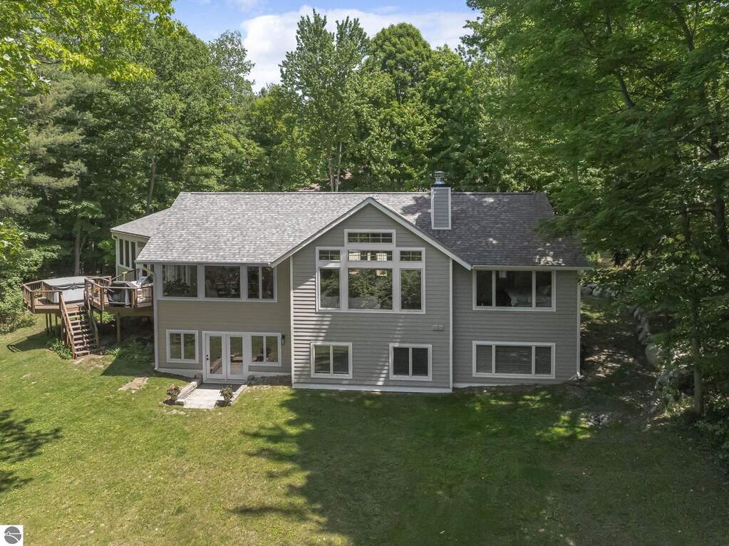 4 Bedroom Single Family Home/House's Image 83