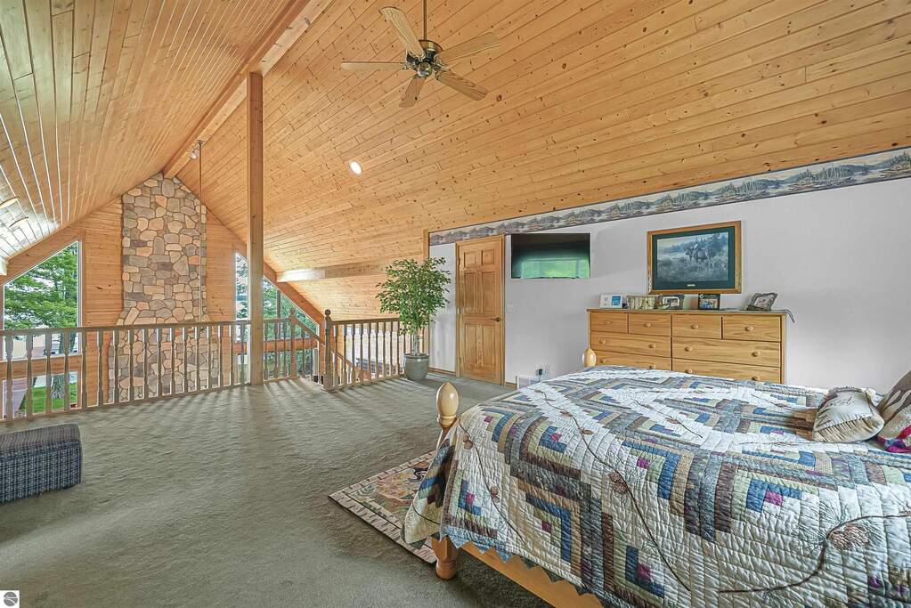 3 Bedroom Single Family Home/House's Image 7