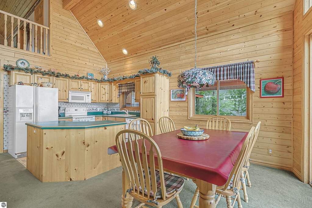 3 Bedroom Single Family Home/House's Image 16