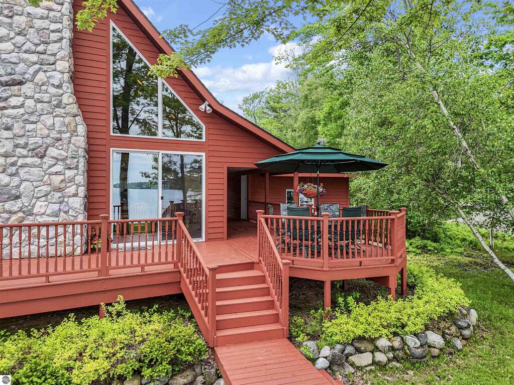 3 Bedroom Single Family Home/House's Image 48