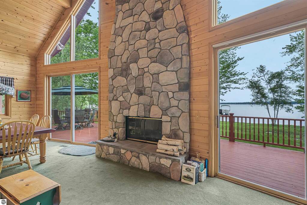 3 Bedroom Single Family Home/House's Image 6