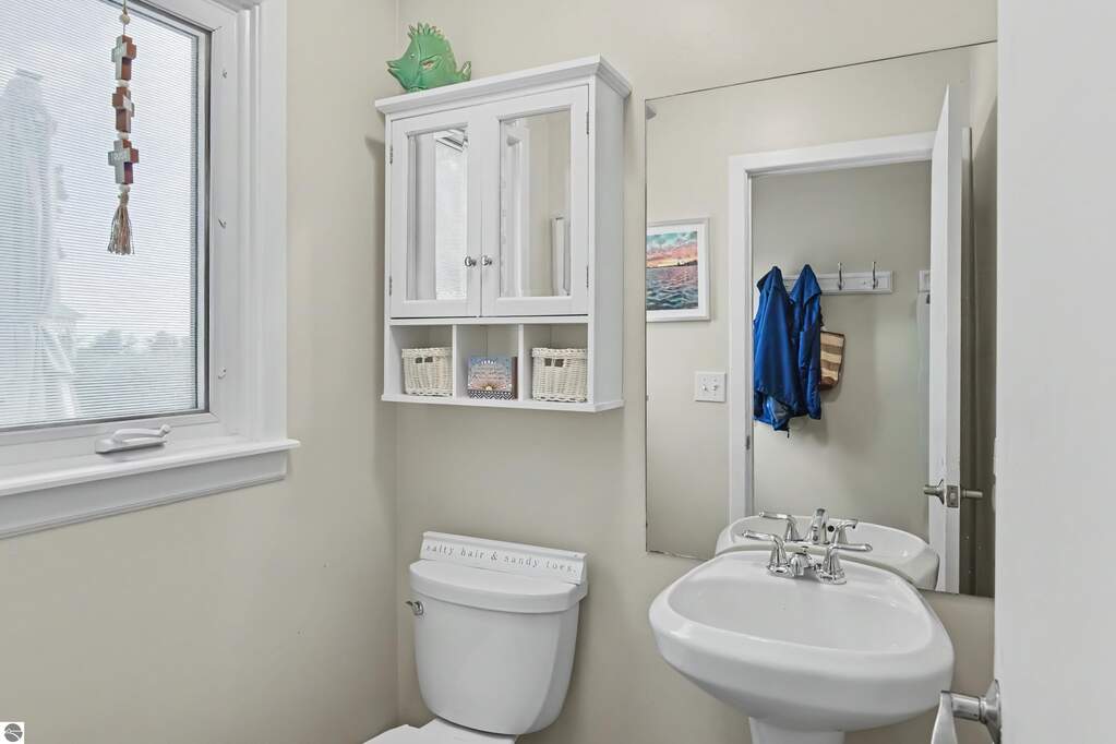 4 Bedroom Single Family Home/House's Image 29