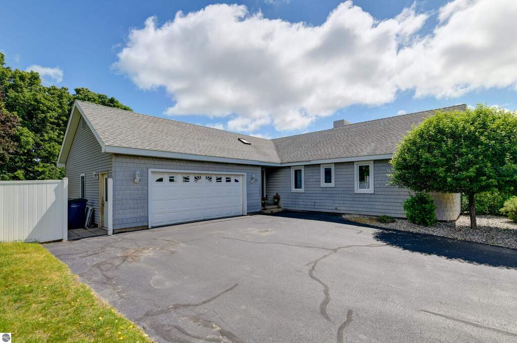 4 Bedroom Single Family Home/House's Image 55