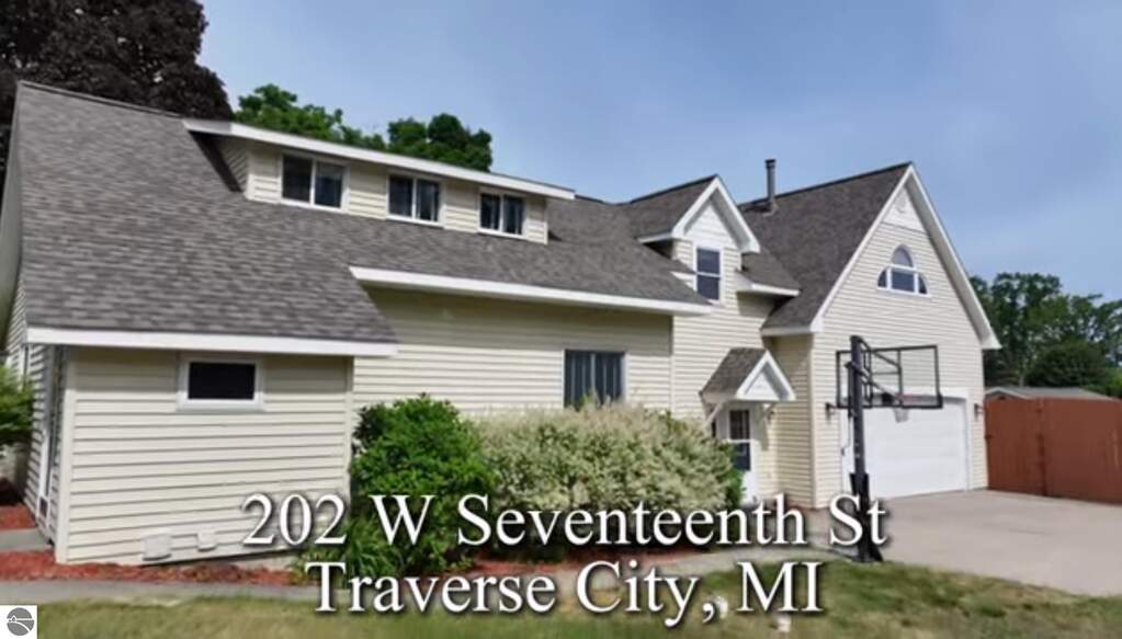 5 Bedroom Single Family Home/House's Image 47