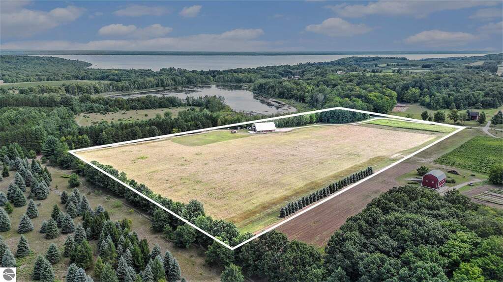 Land/Vacant Land's Image 8