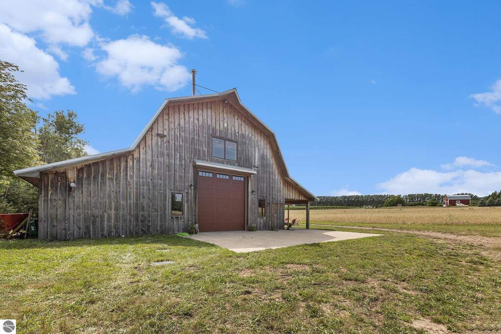 Land/Vacant Land's Image 11