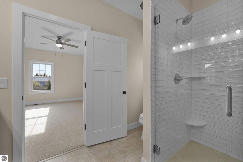 4 Bedroom Single Family Home/House's Image 14