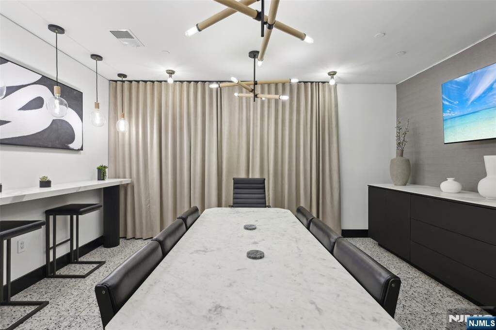 3 Bedroom Apartment/Flat's Image 17